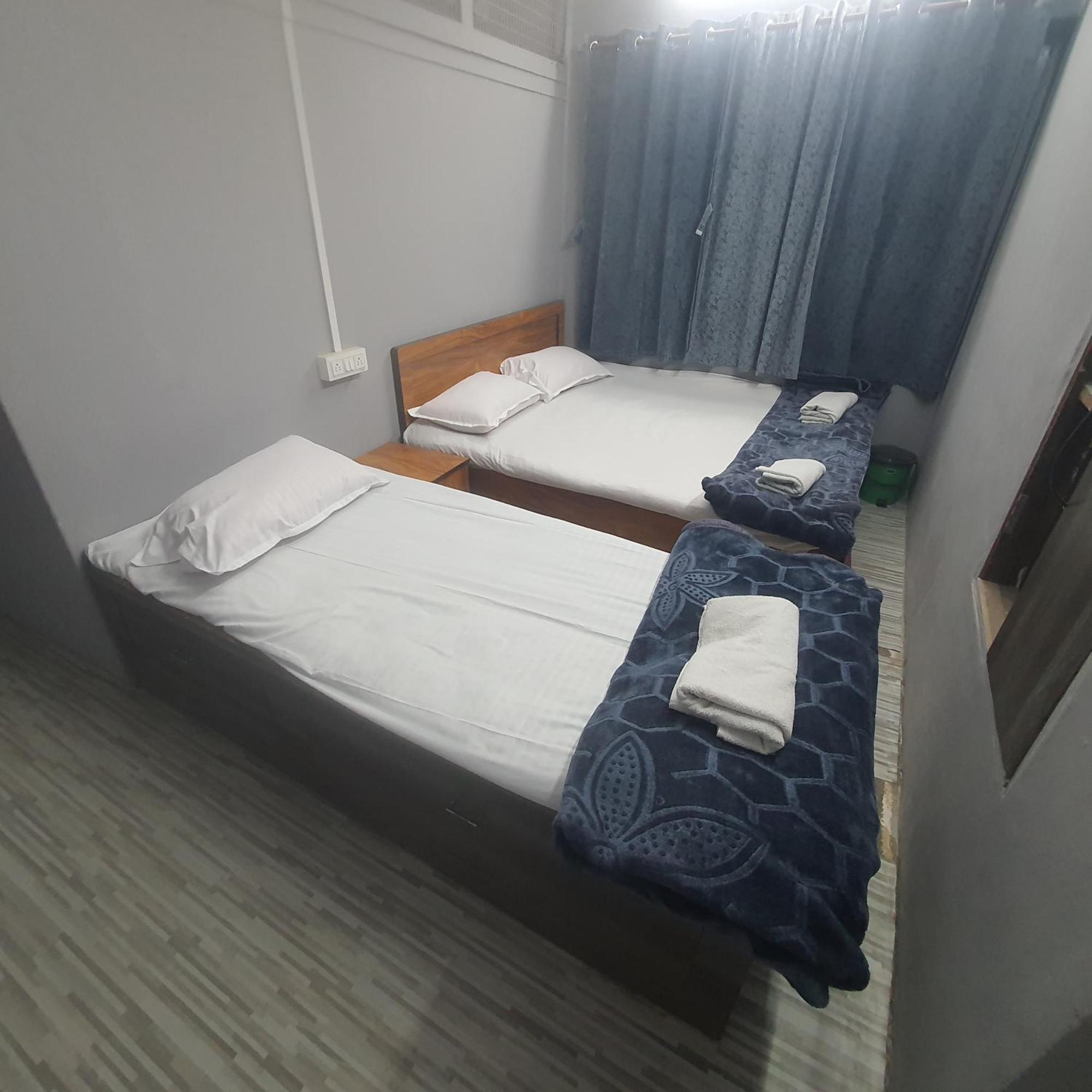 Hotel Family Stay Beside Railway Station Aurangabad  Exterior photo
